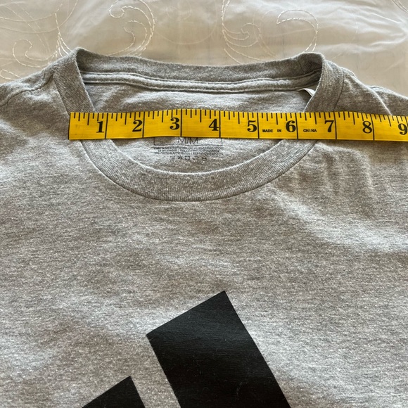Adidas Amplifier M/M(Medium) Gray Tee Shirt - Picture 2 of 10